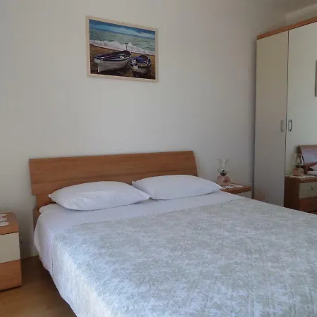Apartmani Lili Mali Losinj Exterior photo
