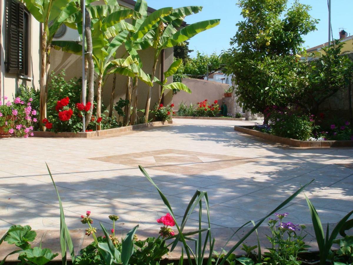 Apartment Lili Mali Losinj